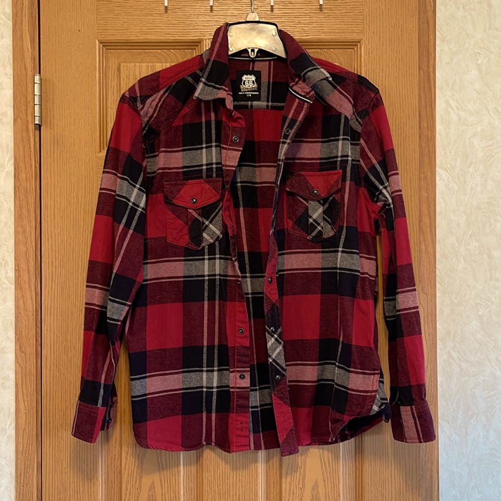 Mens button down Flannel.